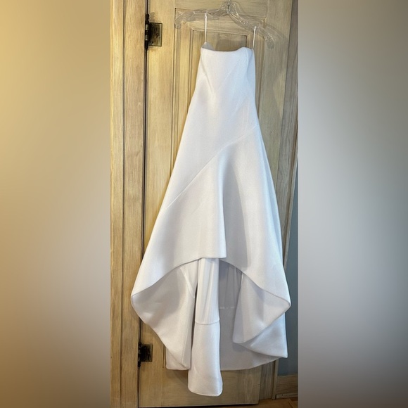 Issue New York Strapless High Low Gown White Formal Dress Made in USA Size Small - Picture 3 of 6